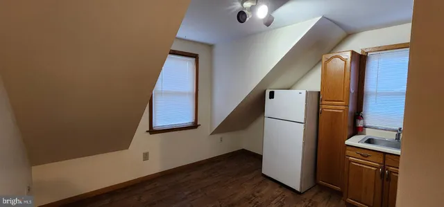 $1,200 | 209 East Montgomery Avenue, Hatboro, PA 19040