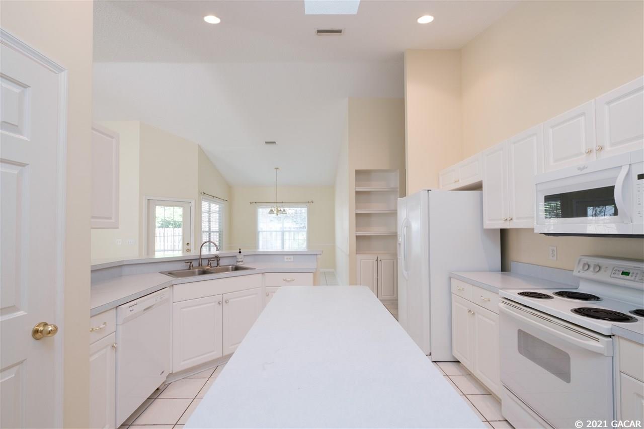 8036 Southwest 72nd Place Gainesville, FL 32608 - Photo 4 of 22