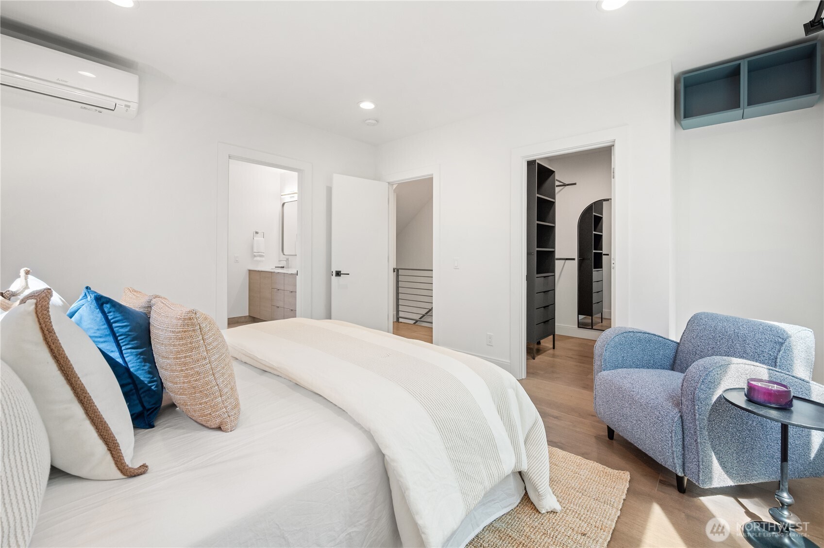 815 North 48th Street Seattle, WA 98103 - Photo 17 of 29