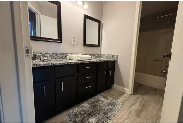 $2,000 | 7301 West 101st Street, Unit 102, Bloomington, MN 55438