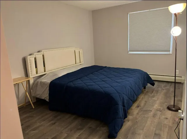 $2,000 | 7301 West 101st Street, Unit 102, Bloomington, MN 55438