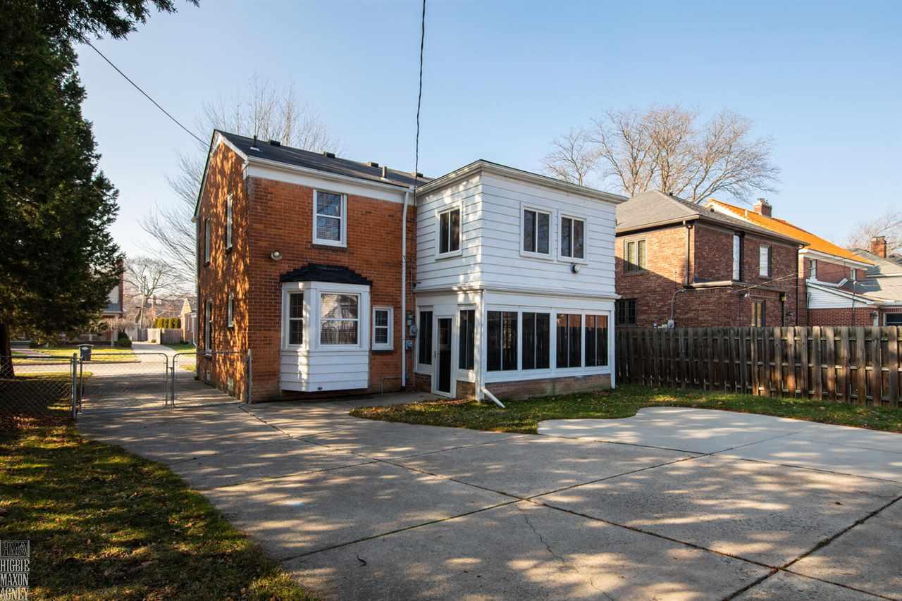 162 Fisher Road Grosse Pointe Farms, MI 48230 - Photo 32 of 39