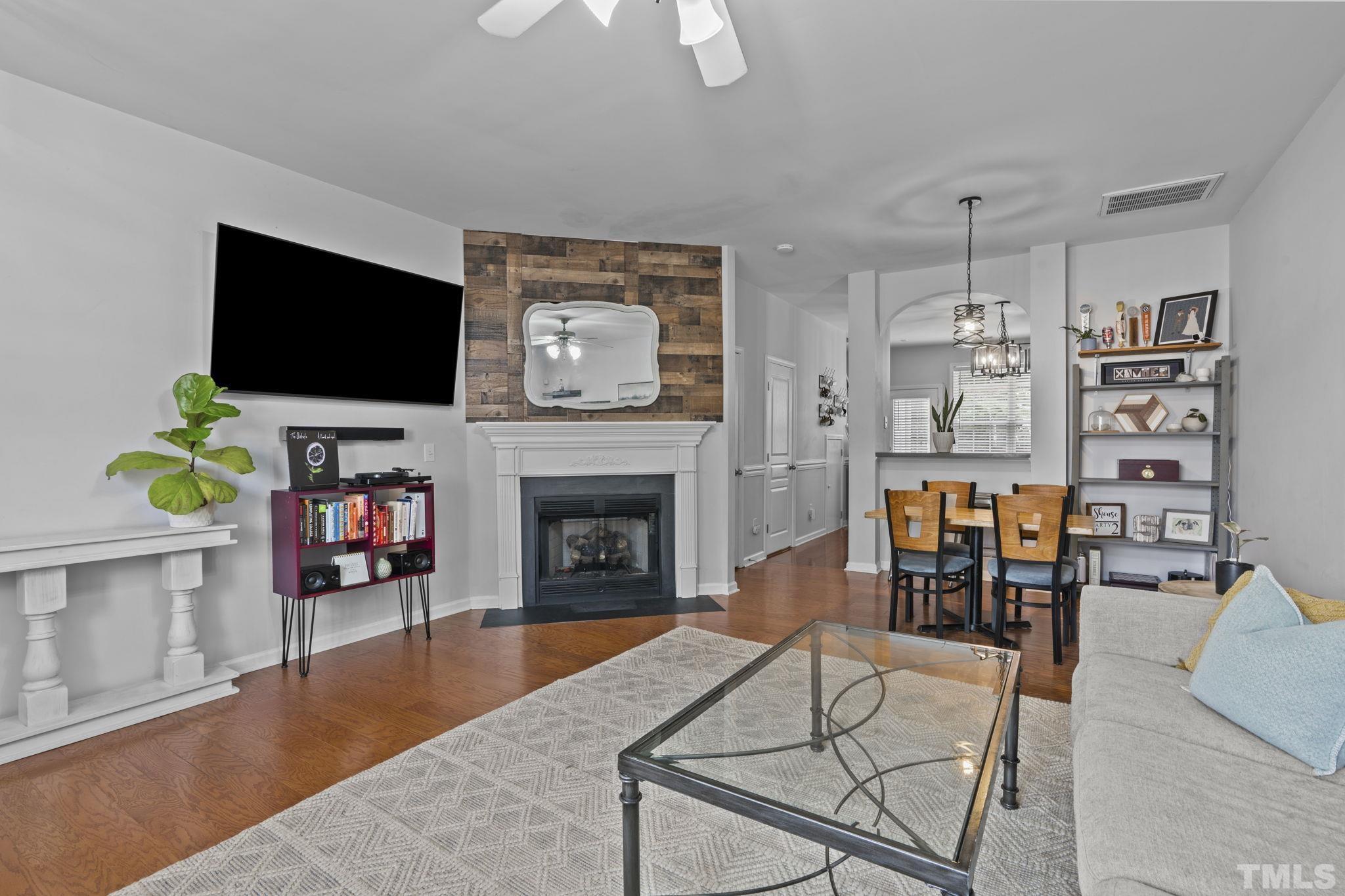 5317 Silver Moon Lane Raleigh, NC 27606 - Photo 2 of 27 Gallery Image 2