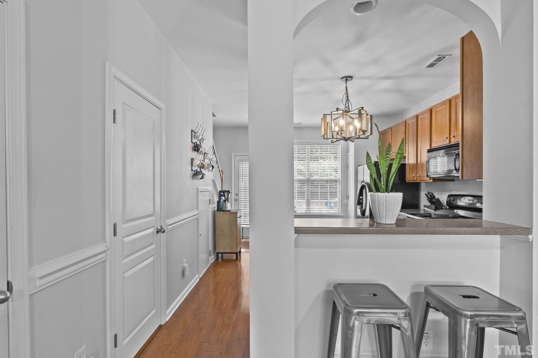 5317 Silver Moon Lane Raleigh, NC 27606 - Photo 5 of 27 Gallery Image 5