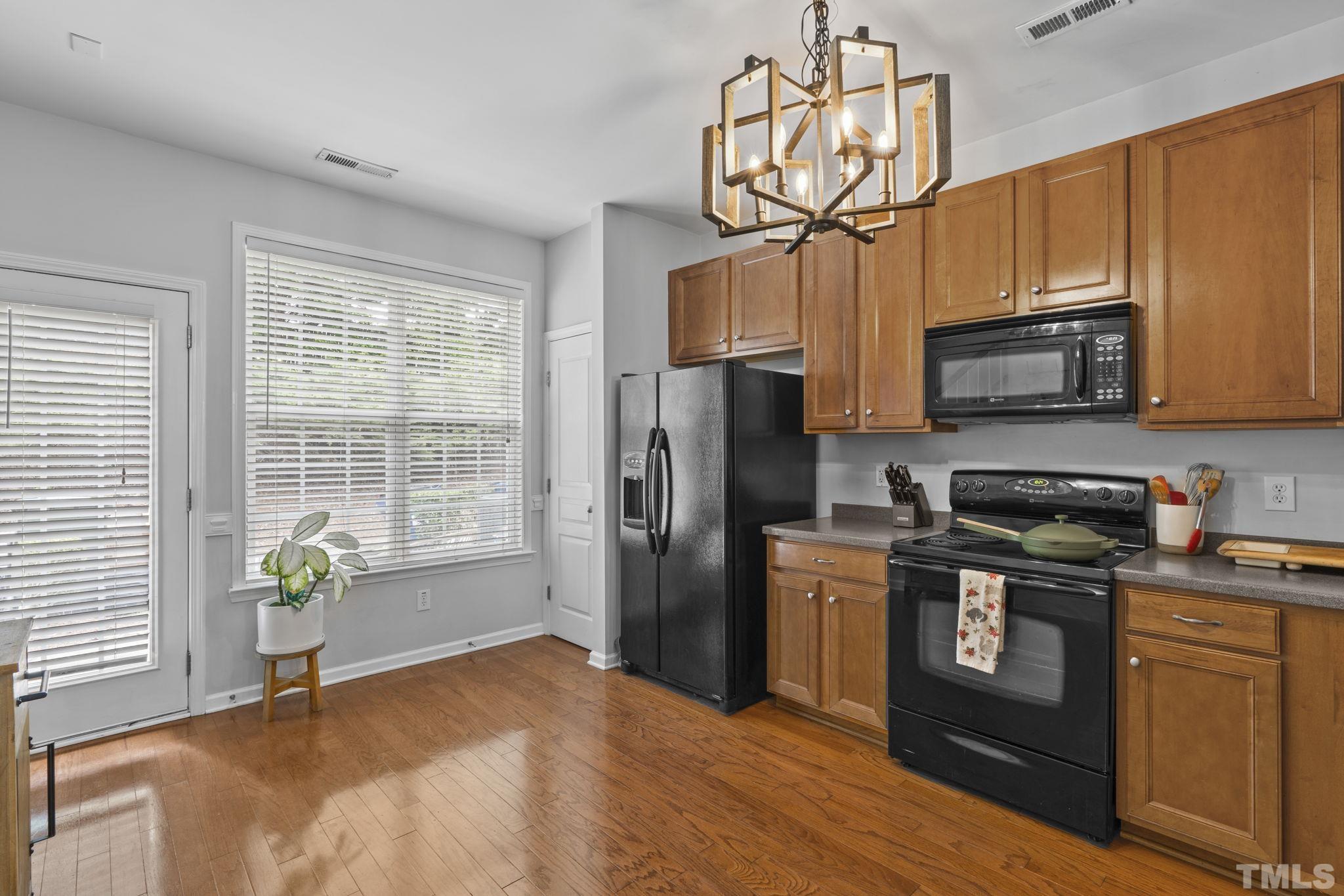 5317 Silver Moon Lane Raleigh, NC 27606 - Photo 8 of 27 Gallery Image 8
