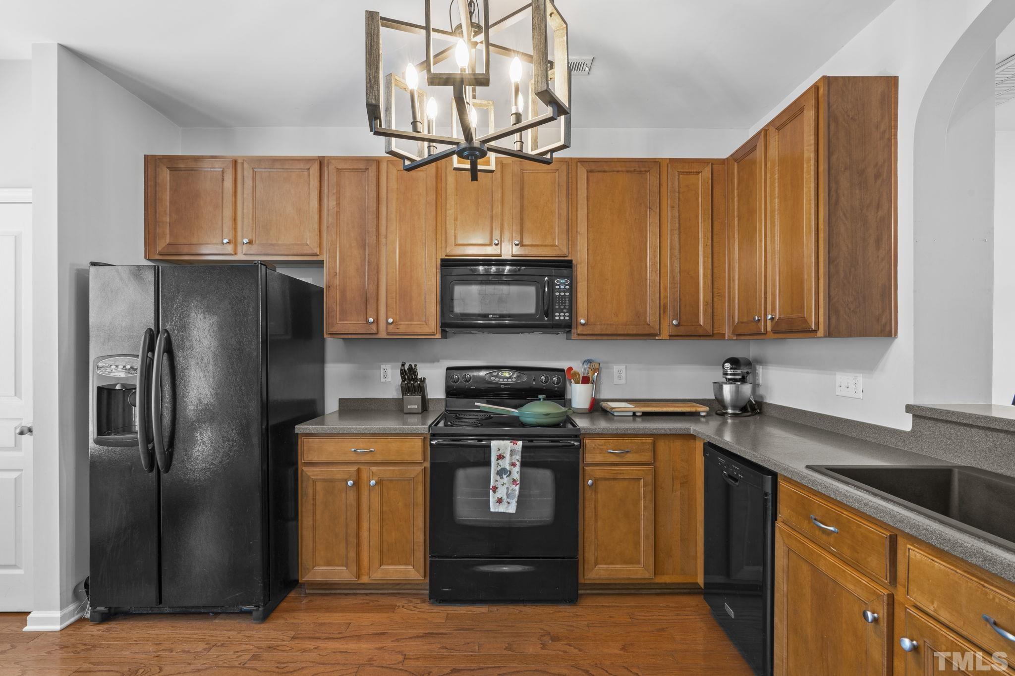 5317 Silver Moon Lane Raleigh, NC 27606 - Photo 9 of 27 Gallery Image 9
