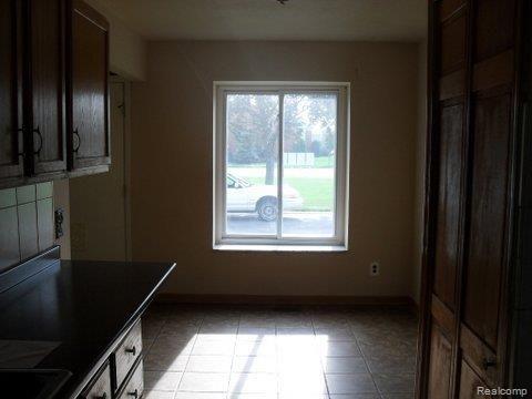 4336 15 Mile Road Sterling Heights, MI 48310 - Photo 5 of 12 5.JPG