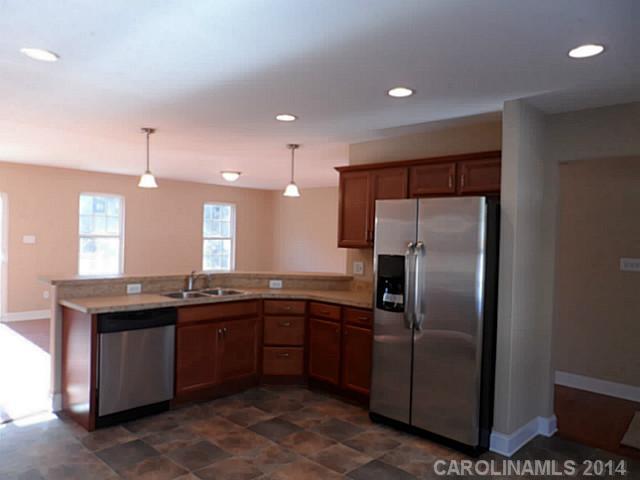8265 Monbo Road, Unit 1 Catawba, NC 28609 - Photo 4 of 16 Gallery Image 4