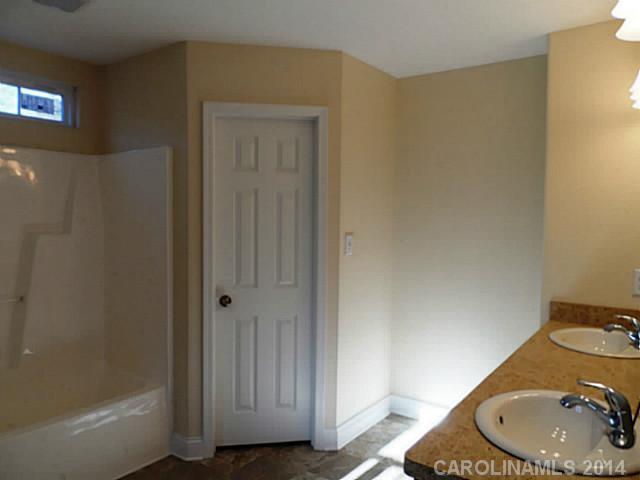 8265 Monbo Road, Unit 1 Catawba, NC 28609 - Photo 9 of 16 Gallery Image 9