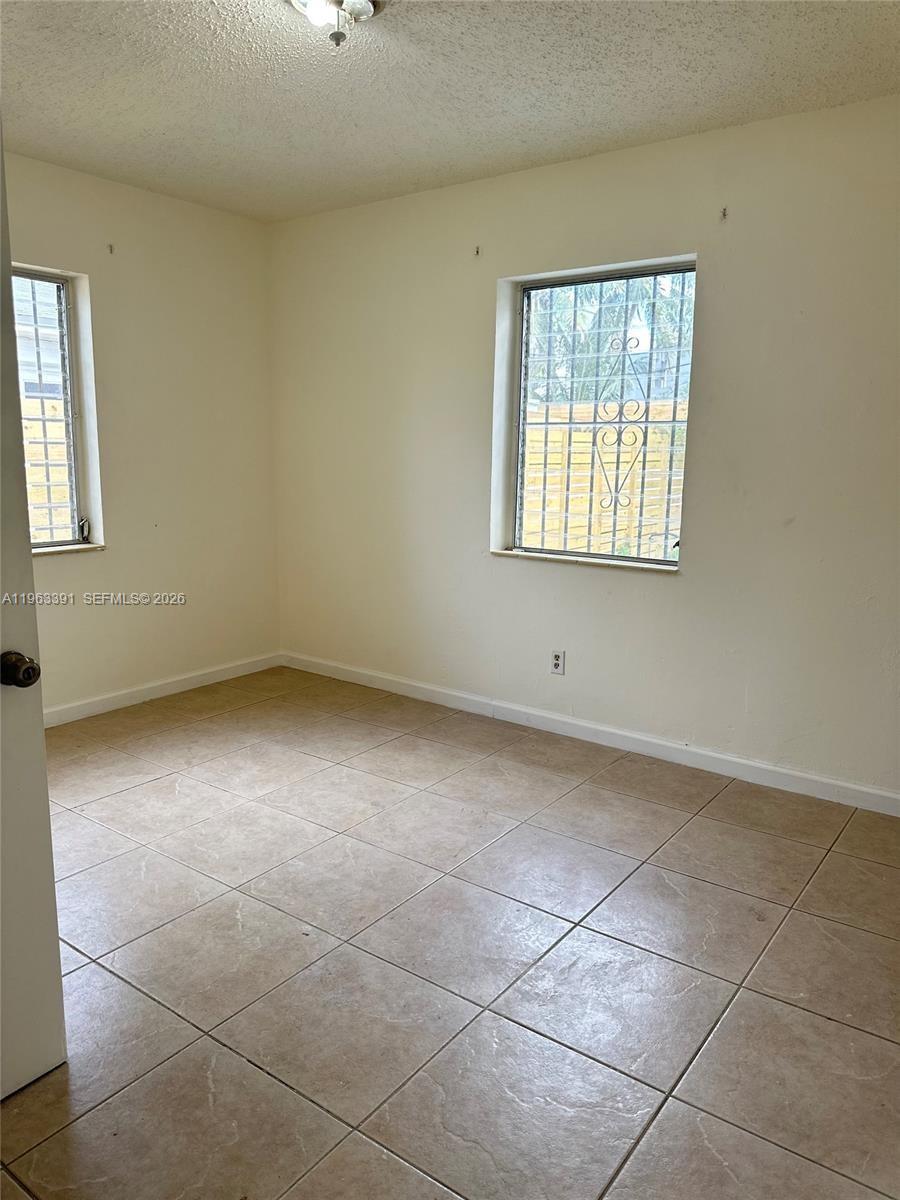 956 Northeast 80th Street Miami, FL 33138 - Photo 11 of 24