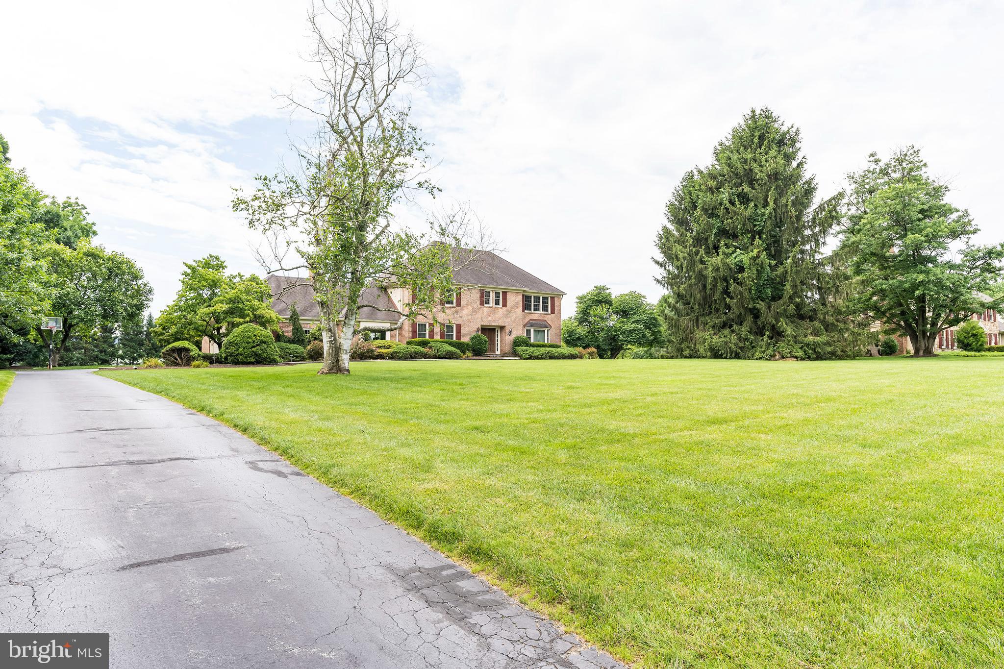 4 Windswept Drive Malvern, PA 19355 - Photo 2 of 34