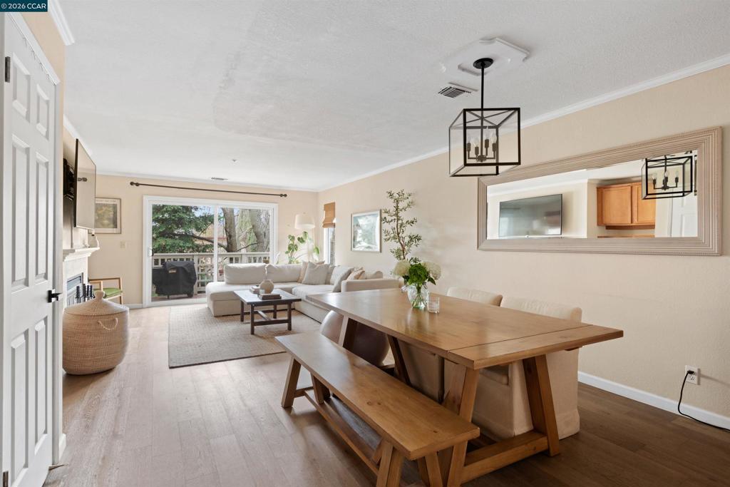 2721-2721 Oak Road, Unit L Walnut Creek, CA 94597 - Photo 7 of 25