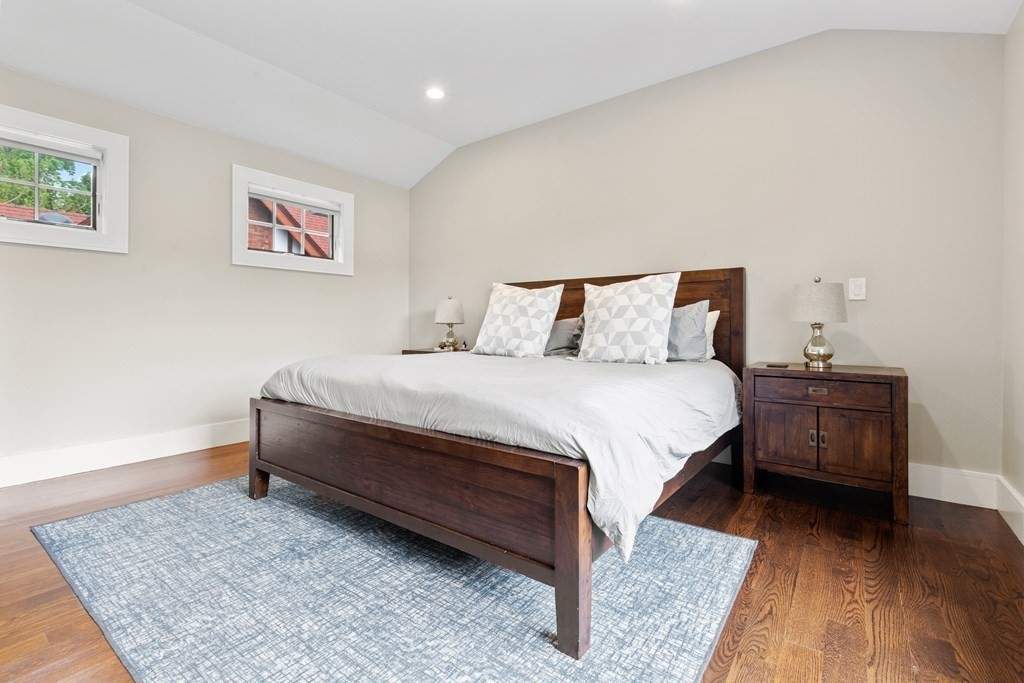 41 Chesley Road, Unit 2 Newton, MA 02459 - Photo 12 of 31