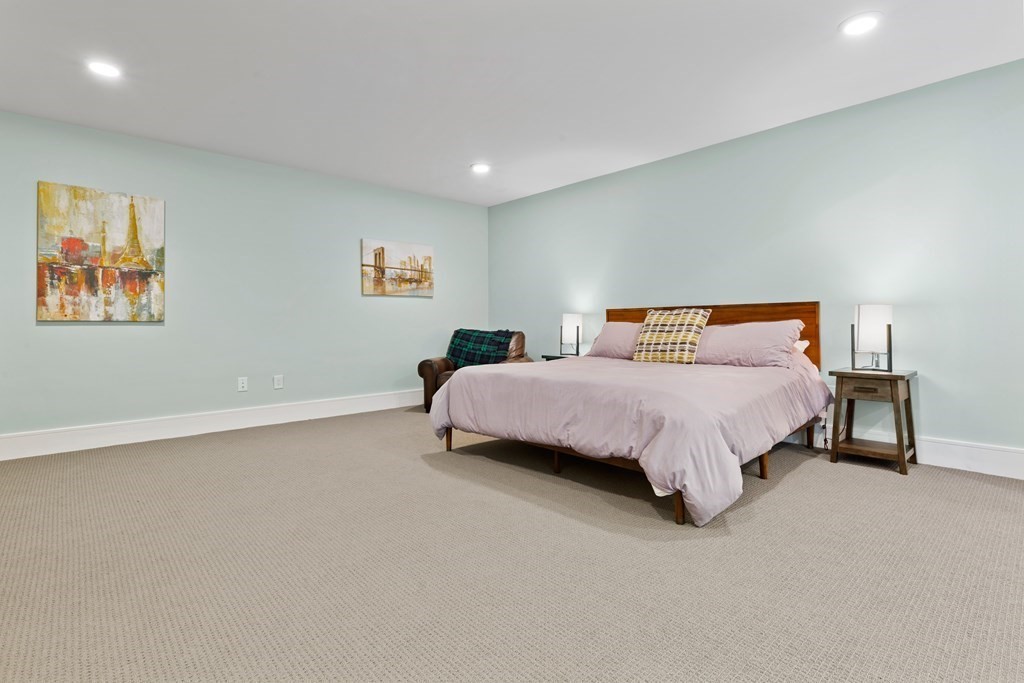 41 Chesley Road, Unit 2 Newton, MA 02459 - Photo 21 of 31