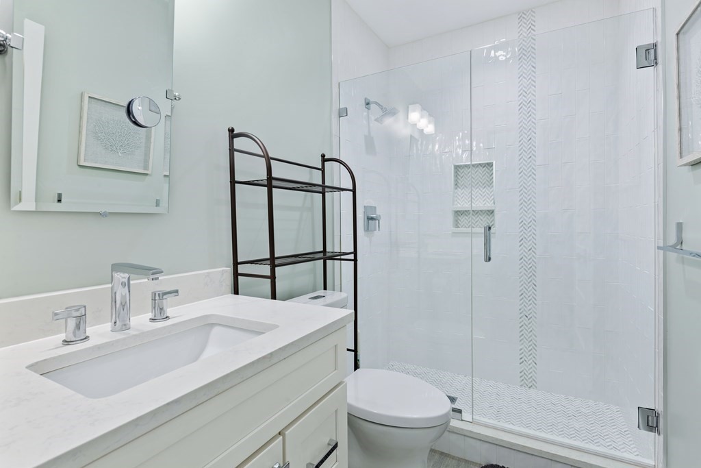 41 Chesley Road, Unit 2 Newton, MA 02459 - Photo 24 of 31