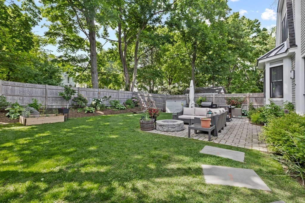 41 Chesley Road, Unit 2 Newton, MA 02459 - Photo 26 of 31