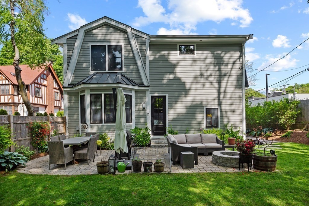 41 Chesley Road, Unit 2 Newton, MA 02459 - Photo 10 of 31