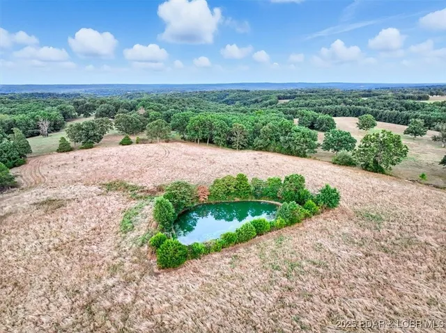 $1,400,000 | 1108 Moreland Road, Camdenton, MO 65020