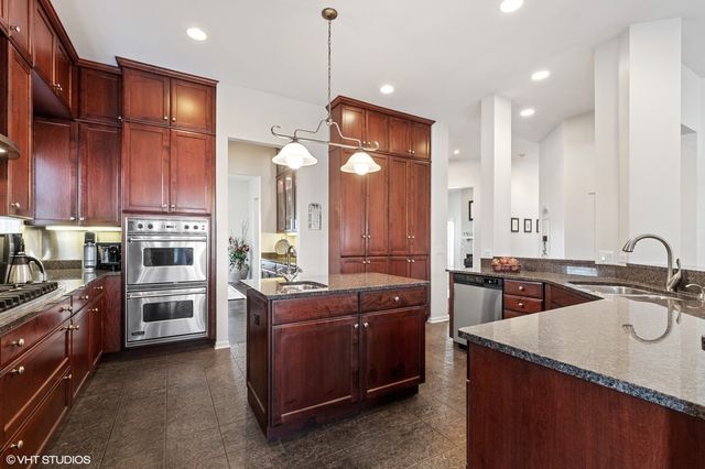 $930,000 | 127 Leonard Wood North, Highland Park, IL 60035