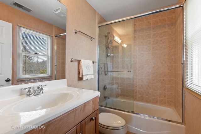 $930,000 | 127 Leonard Wood North, Highland Park, IL 60035