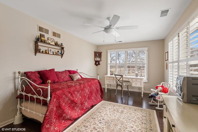 $930,000 | 127 Leonard Wood North, Highland Park, IL 60035