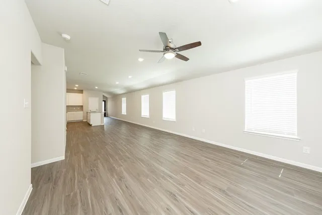 $2,000 | 15631 Buffalo Mdw Court, Houston, TX 77090