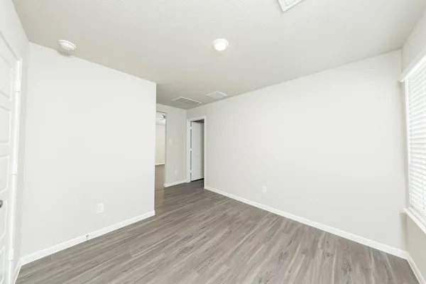 $2,000 | 15631 Buffalo Mdw Court, Houston, TX 77090