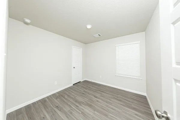 $2,000 | 15631 Buffalo Mdw Court, Houston, TX 77090