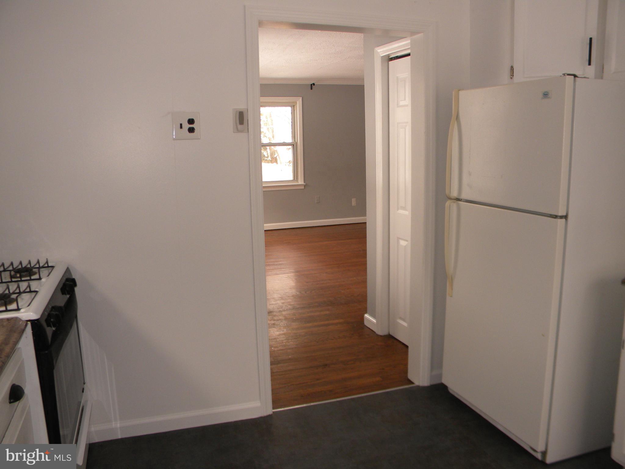 45 Laurel Road Clementon, NJ 08021 - Photo 14 of 36 Gallery Image 14