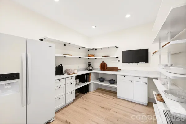 $1,175,000 | 50 Carden Drive, Weaverville, NC 28787