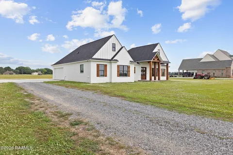 $620,000 | 1119 True Friend Road, St. Martinville, LA 70582