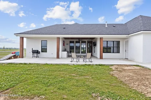 $620,000 | 1119 True Friend Road, St. Martinville, LA 70582