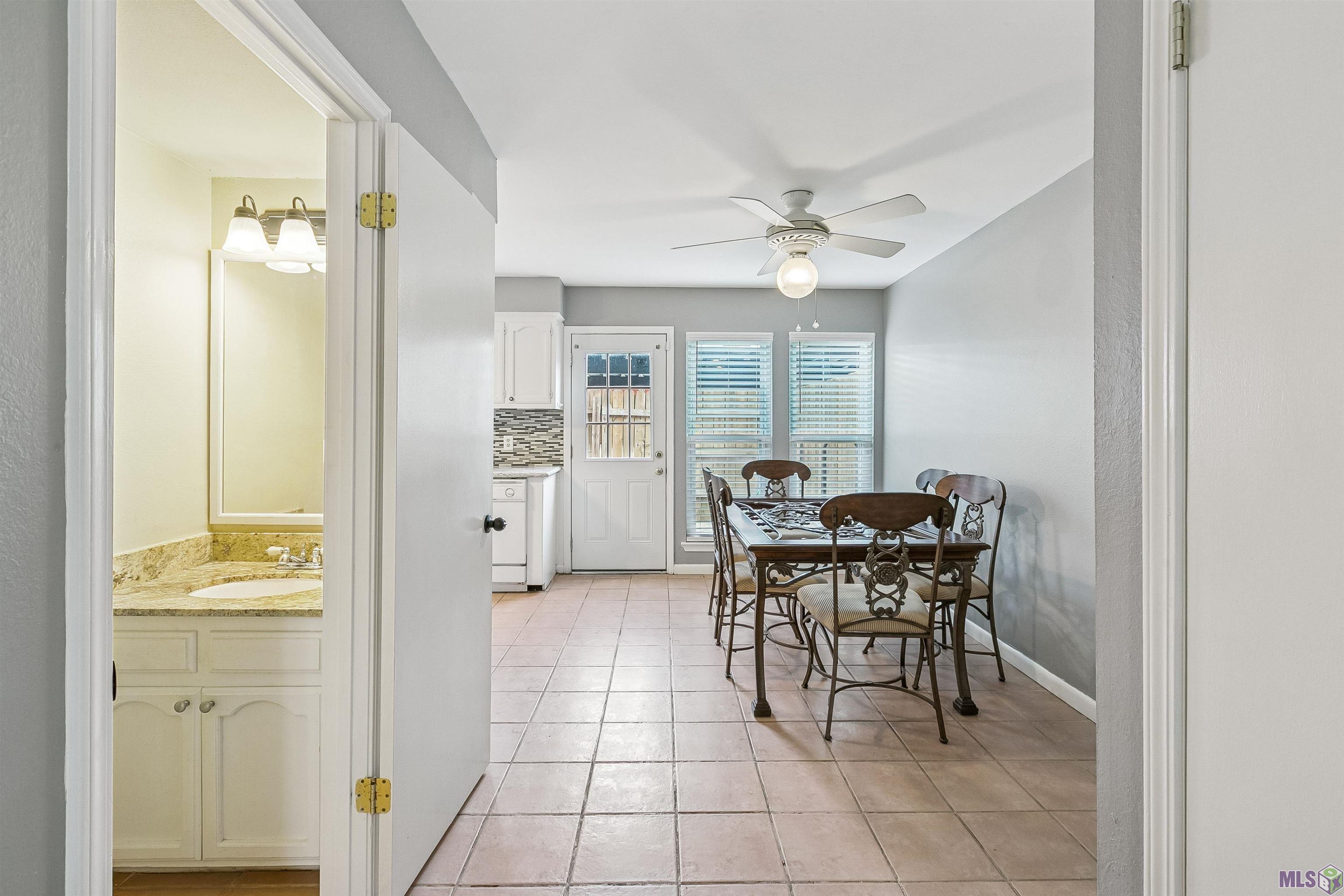 12817 Country Ridge Avenue Baton Rouge, LA 70816 - Photo 3 of 10