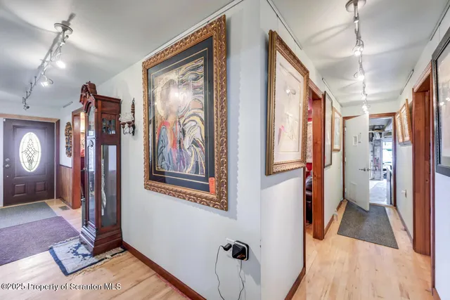 $695,000 | 11 Mizianty Lane, Waymart, PA 18472