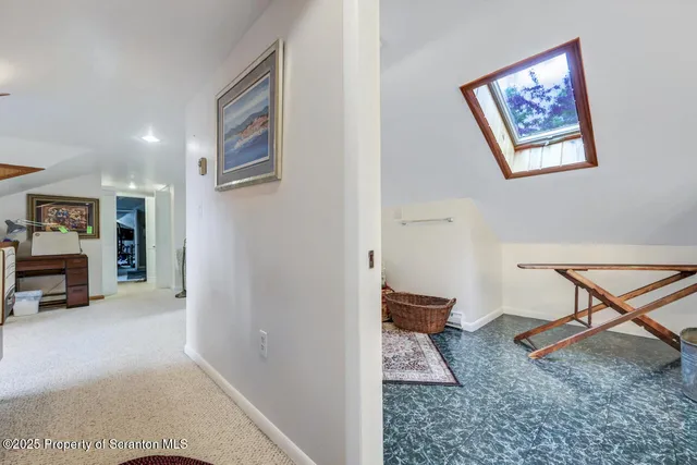 $695,000 | 11 Mizianty Lane, Waymart, PA 18472