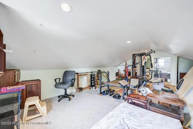 $695,000 | 11 Mizianty Lane, Waymart, PA 18472