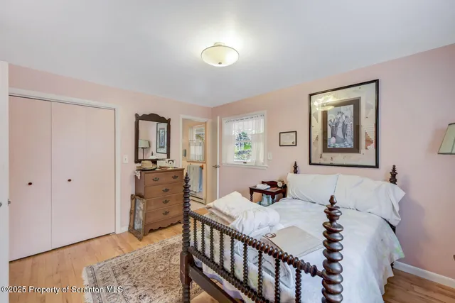 $695,000 | 11 Mizianty Lane, Waymart, PA 18472