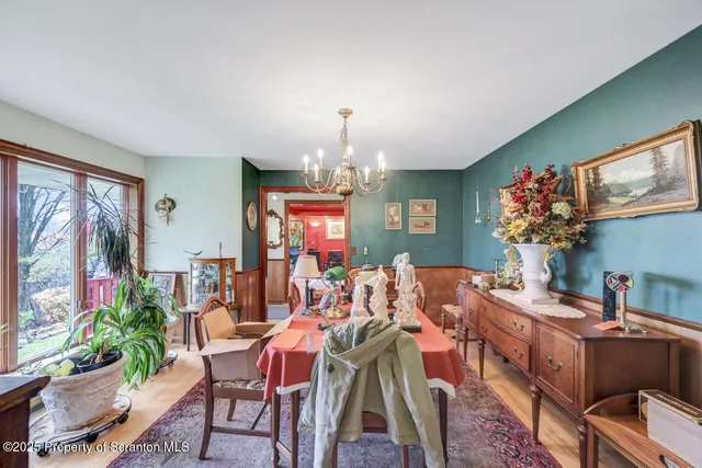 $695,000 | 11 Mizianty Lane, Waymart, PA 18472