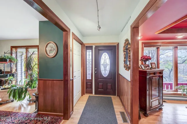 $695,000 | 11 Mizianty Lane, Waymart, PA 18472