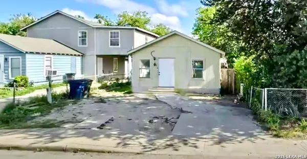 $850 | 121 West Mitchell Street, San Antonio, TX 78204