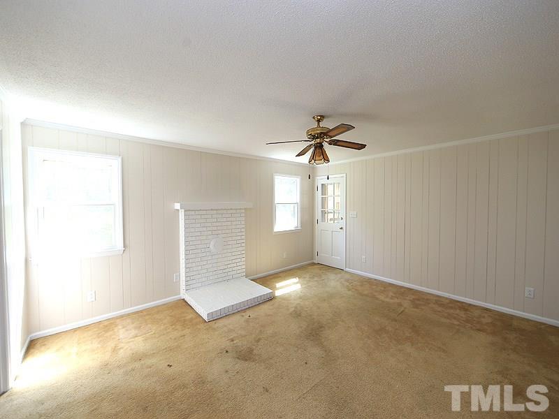 1324 Banbury Road Raleigh, NC 27607 - Photo 13 of 24