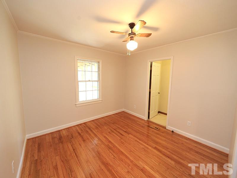 1324 Banbury Road Raleigh, NC 27607 - Photo 15 of 24