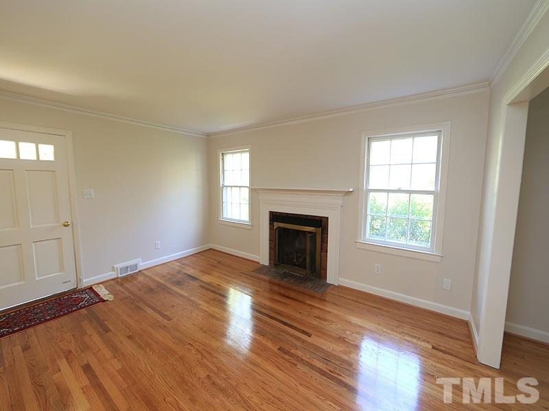 1324 Banbury Road Raleigh, NC 27607 - Photo 6 of 24