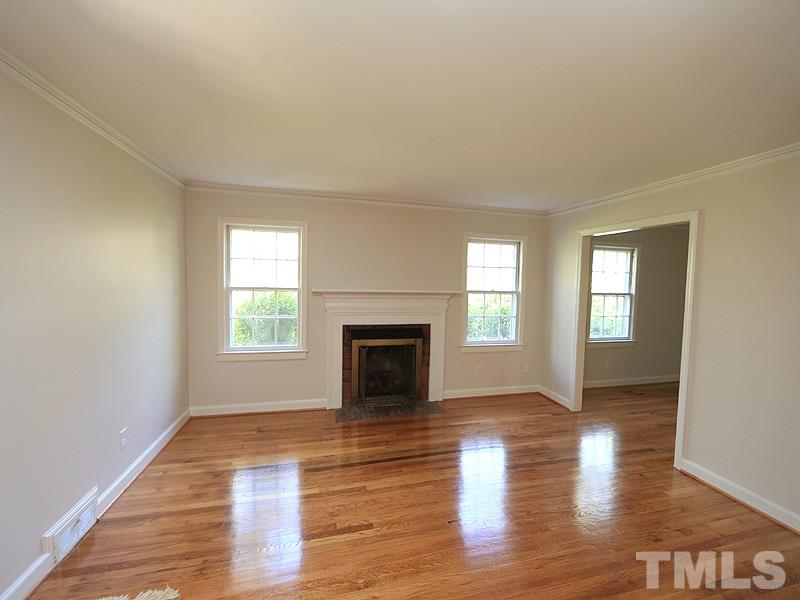 1324 Banbury Road Raleigh, NC 27607 - Photo 7 of 24