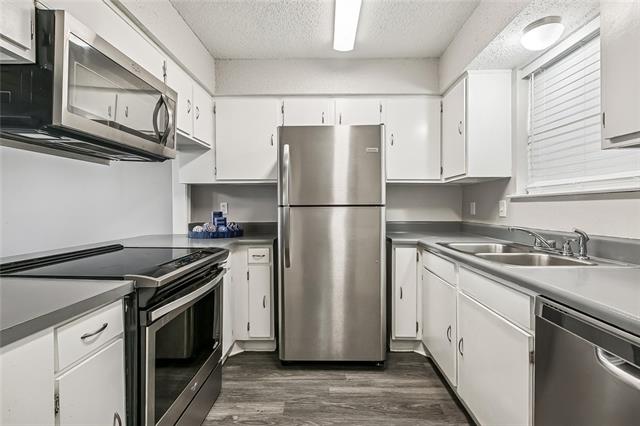 313 Ormond Meadows Drive, Unit B Destrehan, LA 70047 - Photo 4 of 10