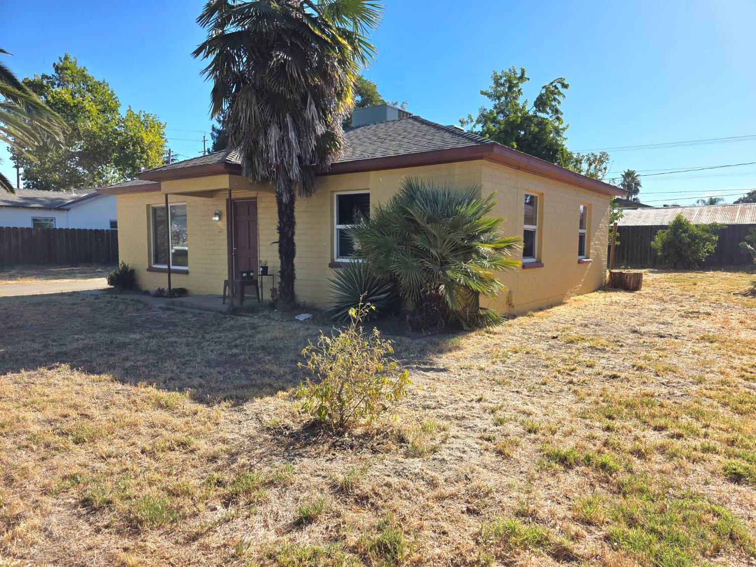 1512 Swalls Lane Modesto, CA 95358 - Photo 2 of 18 a house with a outdoor space