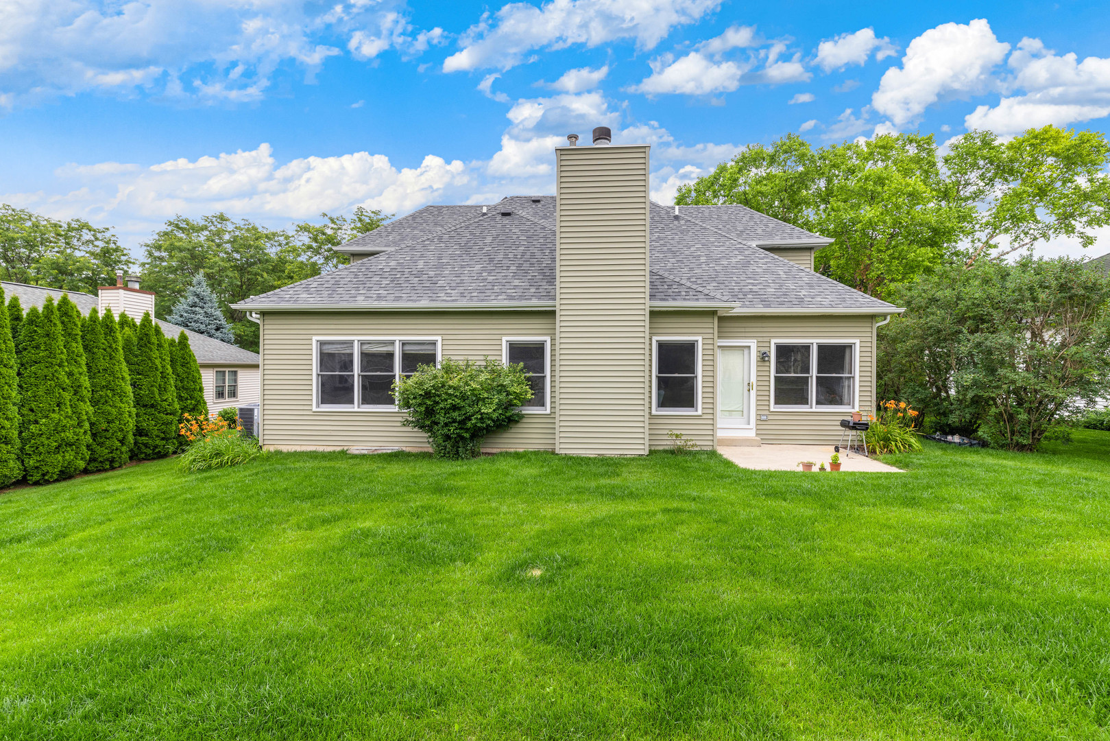 855 Ayers Street Bolingbrook, IL 60440 - Photo 35 of 41
