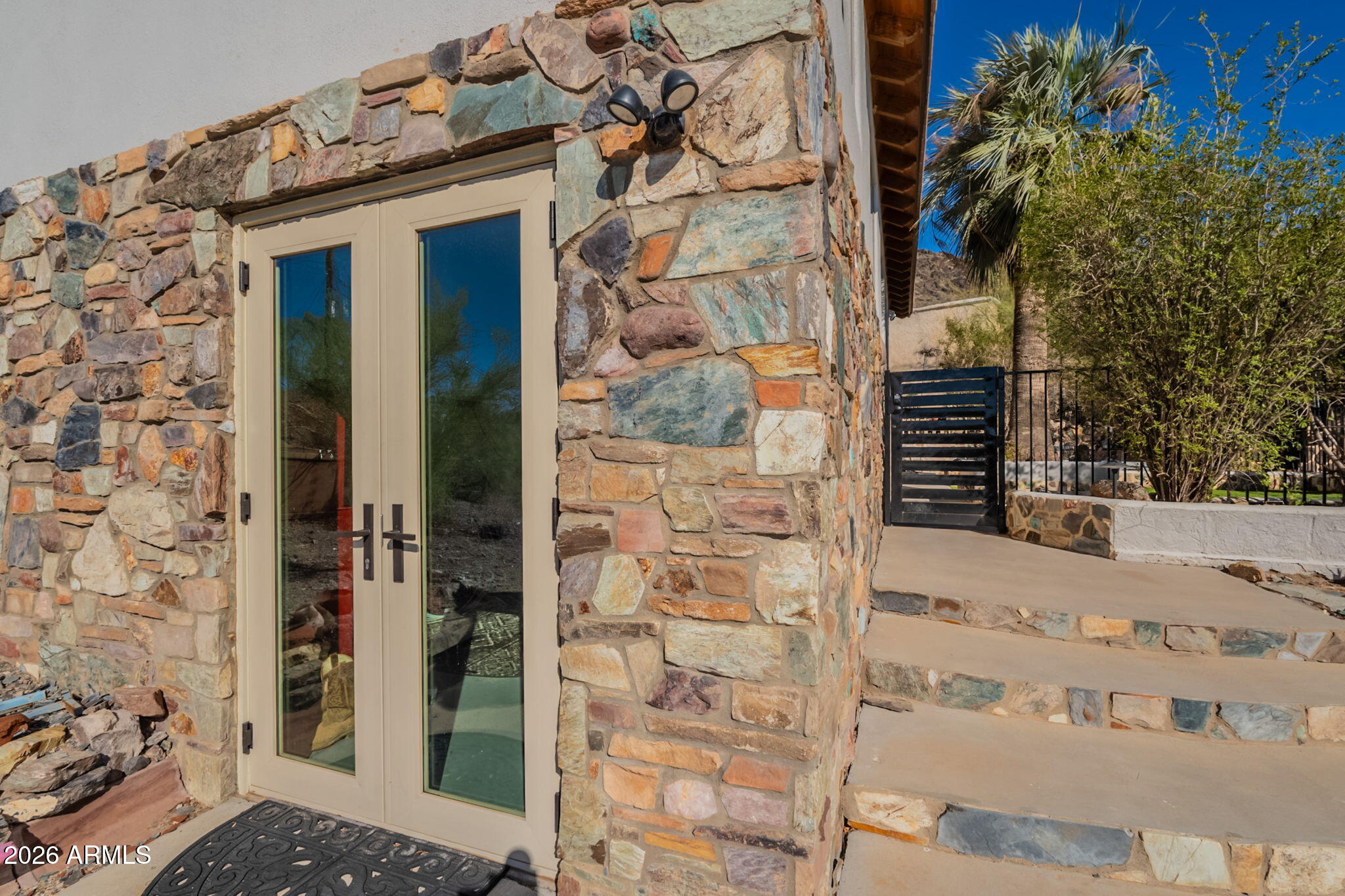 1902 East Cortez Street Phoenix, AZ 85020 - Photo 12 of 60 walk in front of brick building