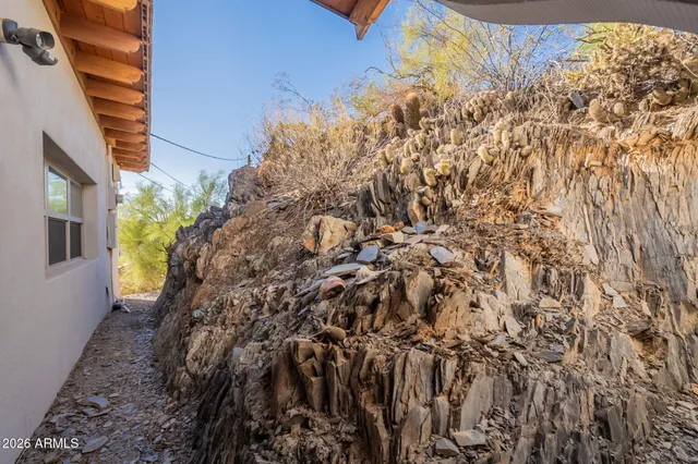 $3,495 | 1902 East Cortez Street, Phoenix, AZ 85020