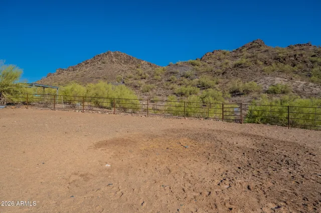 $3,495 | 1902 East Cortez Street, Phoenix, AZ 85020